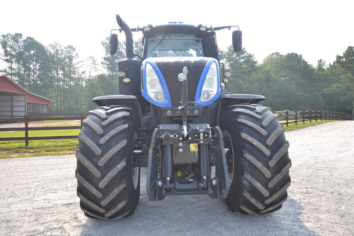 Image for 2016 NEW HOLLAND T8.435
