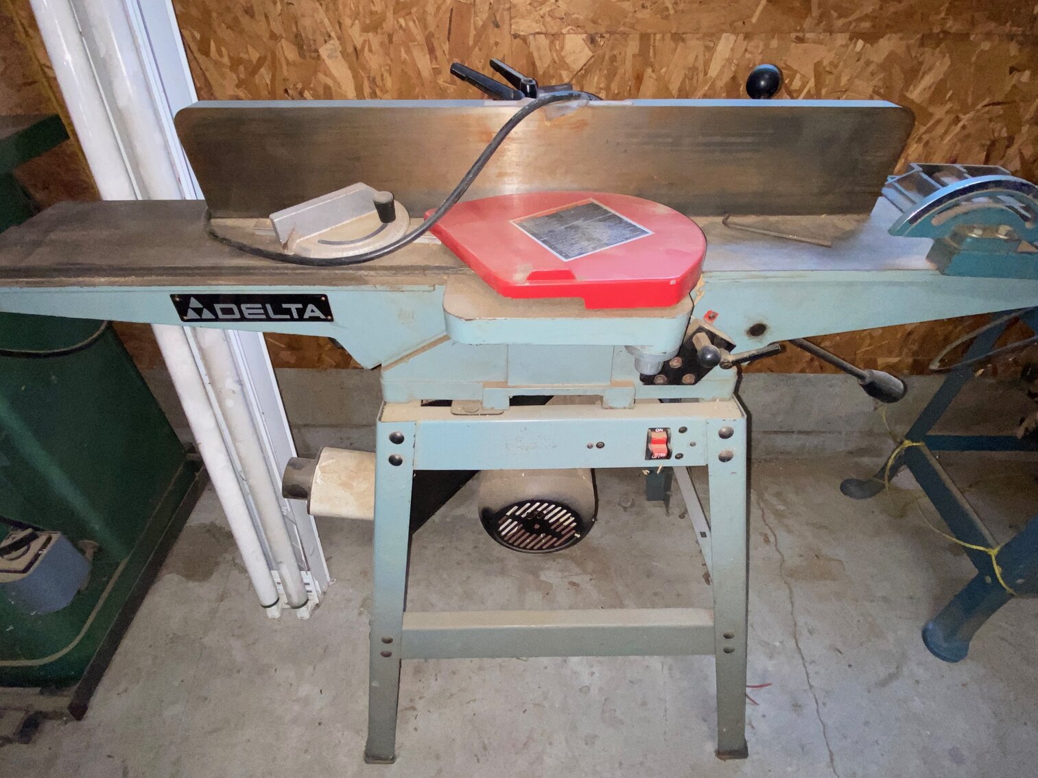 Image for ABSOLUTE AUCTION - METROPOLIS