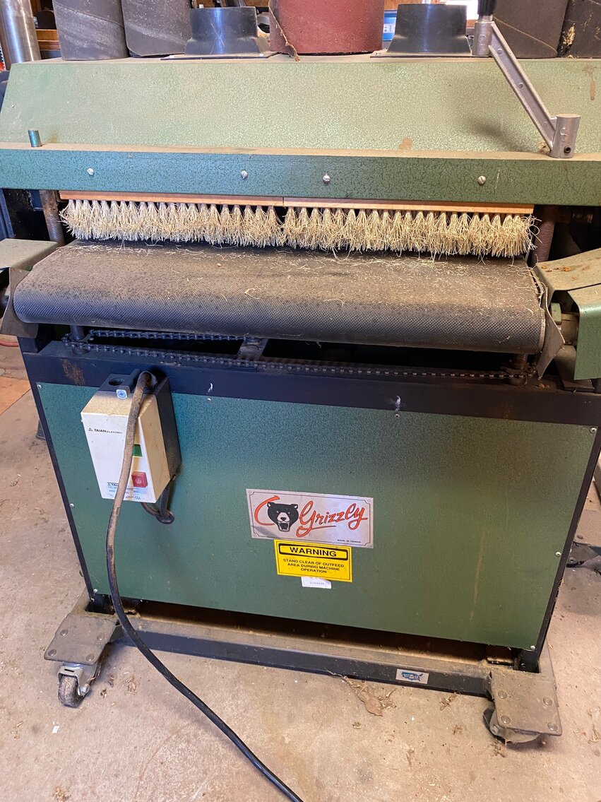 Image for ABSOLUTE AUCTION - METROPOLIS