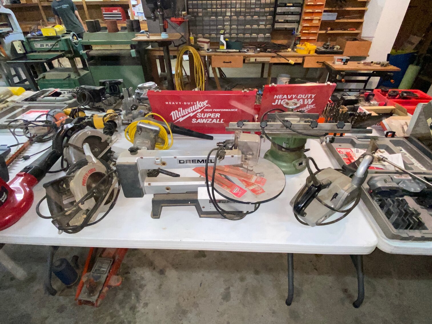 Image for ABSOLUTE AUCTION - METROPOLIS