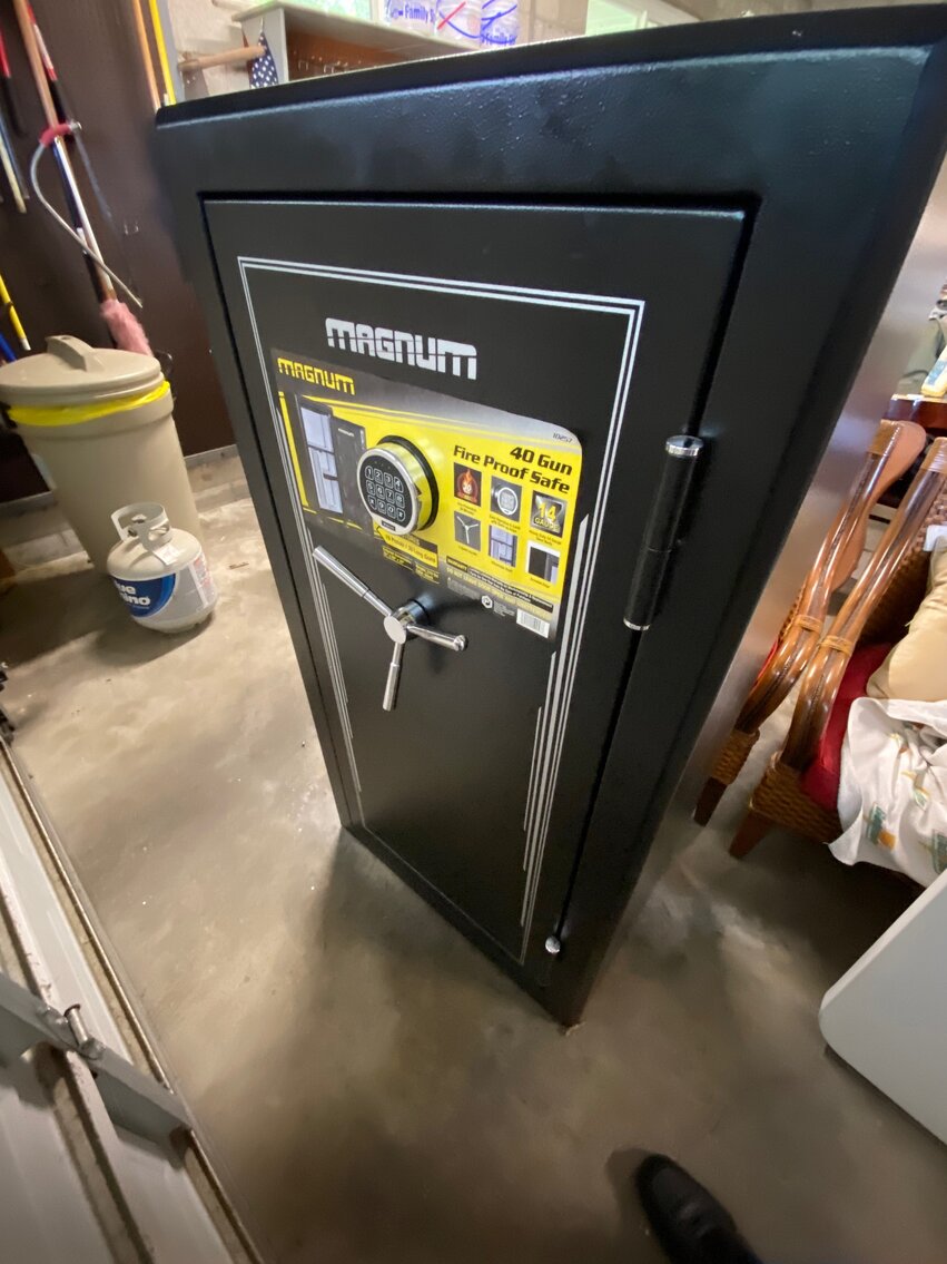 Image for ABSOLUTE AUCTION - METROPOLIS