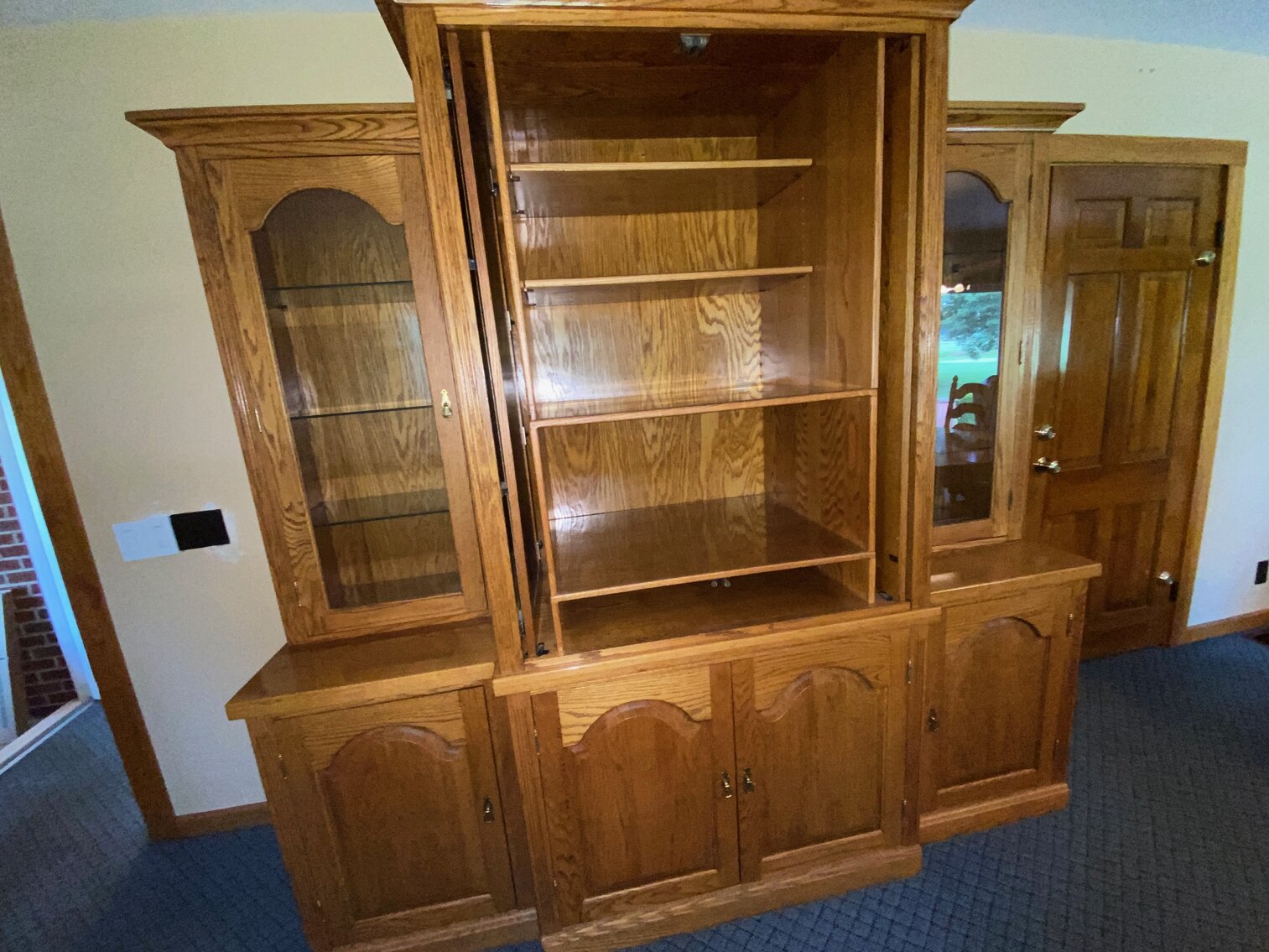 Image for ABSOLUTE AUCTION - METROPOLIS