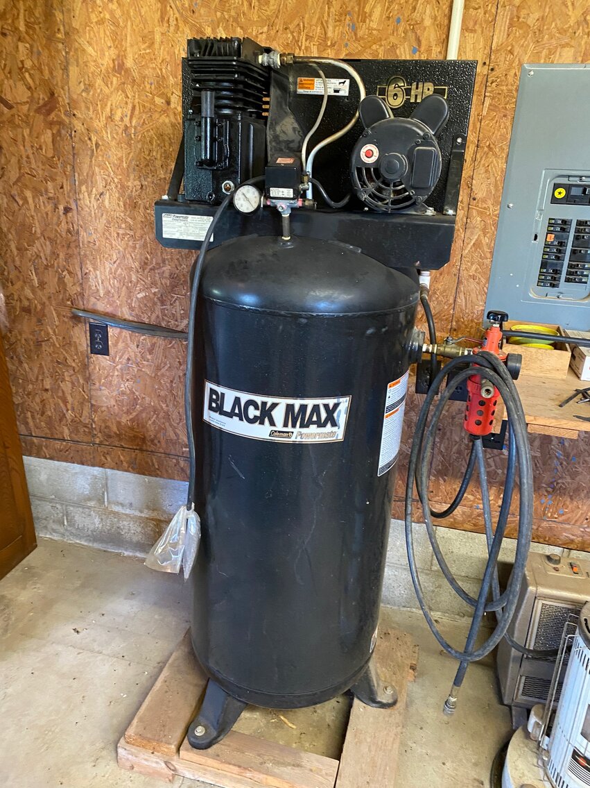 Image for ABSOLUTE AUCTION - METROPOLIS