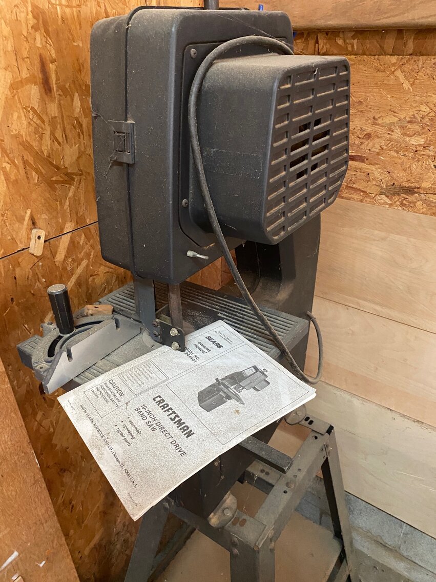 Image for ABSOLUTE AUCTION - METROPOLIS