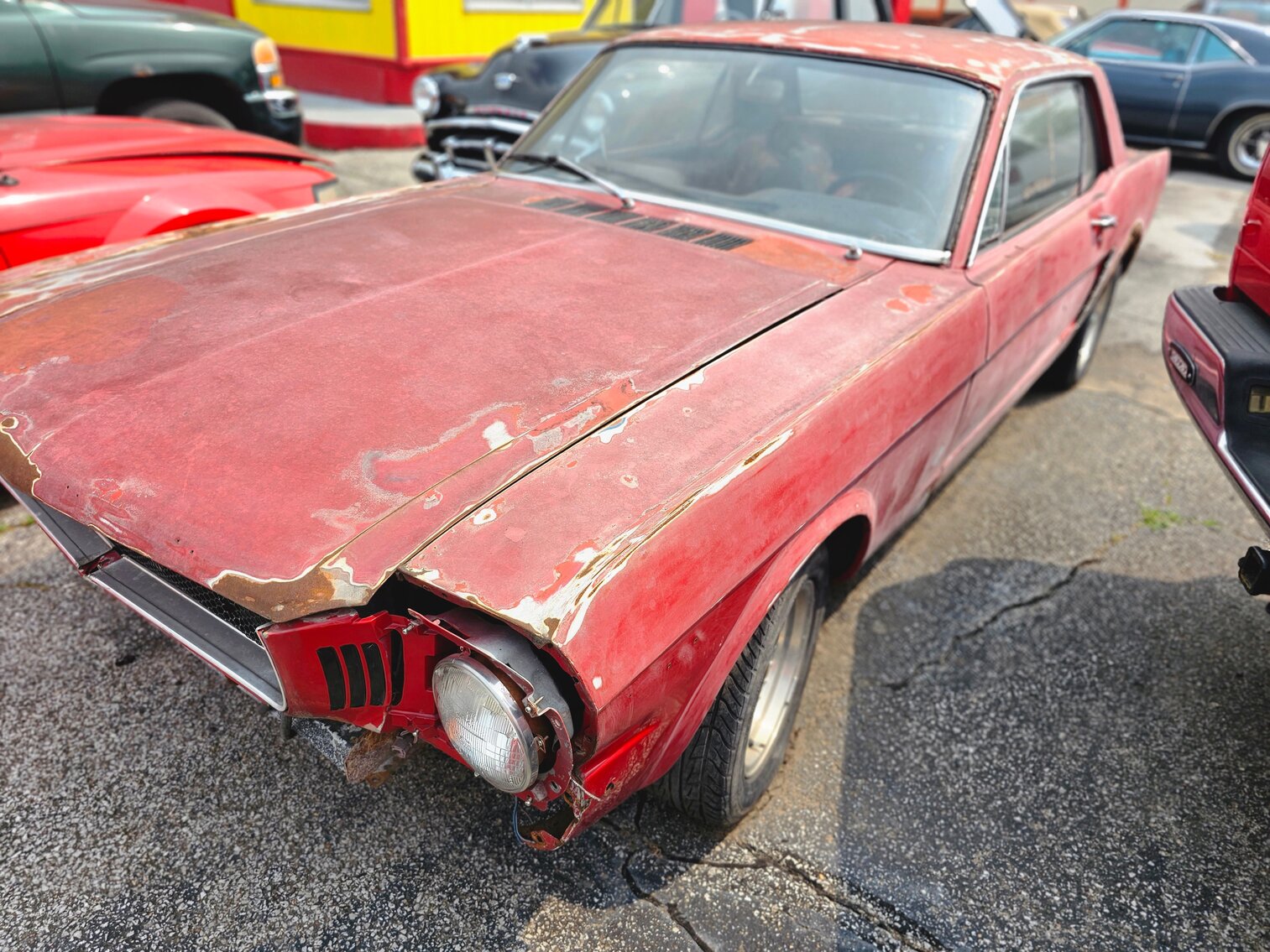 Image for Huntington, WV - 40 Vehicles! Antique Cars, Modern Cars, Project/Parts Cars!