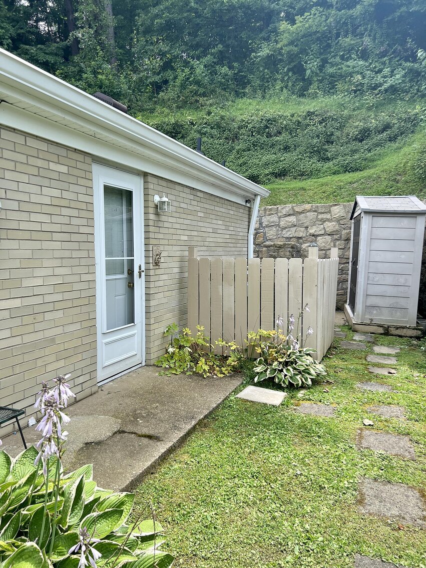 Image for SOLD $187,000 - Beautiful 3 Bedroom Ranch in Huntington