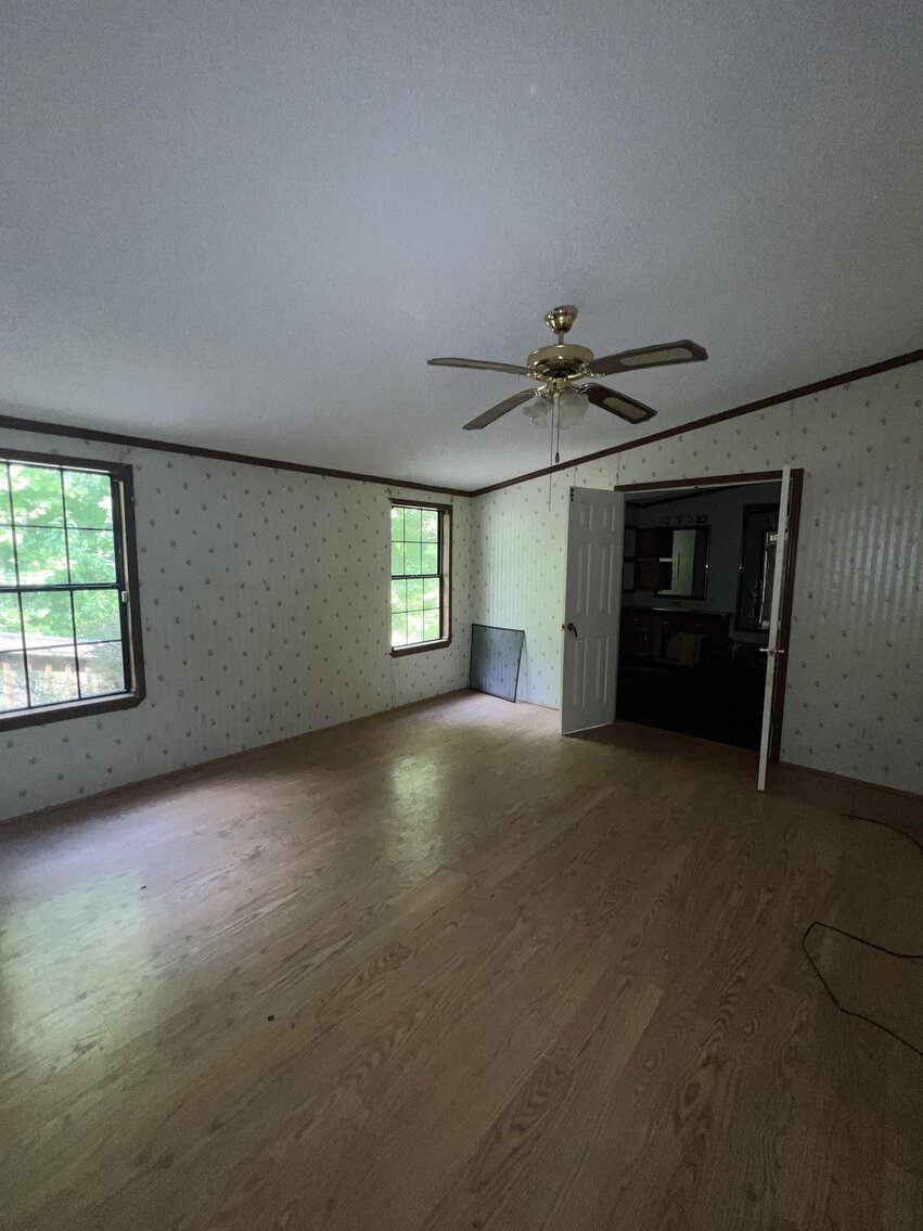 Image for SOLD $132,000 - Home, 2 Mobile Homes, & Garage Selling to the Highest Bidder