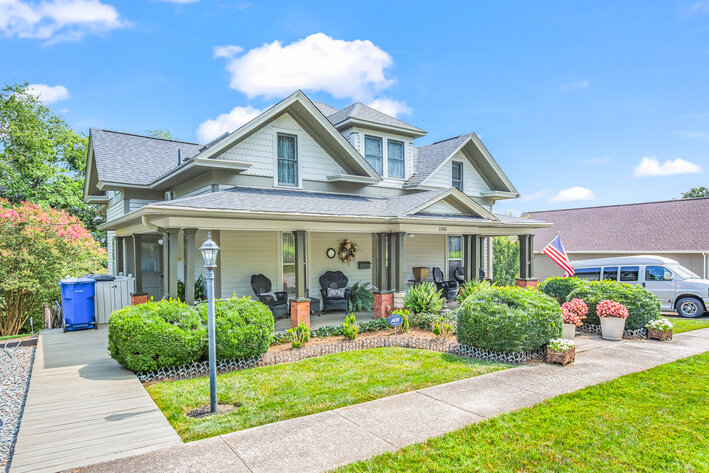 Image for Vintage 1930's Beauty in N Wilkesboro Auction