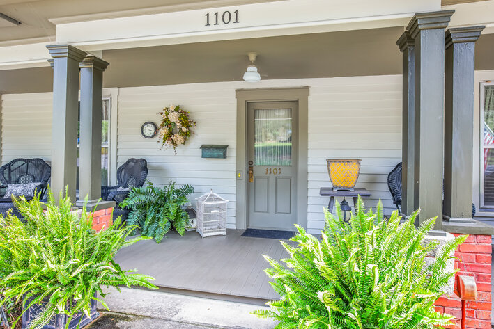 Image for Vintage 1930's Beauty in N Wilkesboro Auction