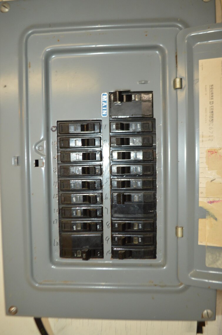 Image for SOLD $222,750 - 3 Bedroom Farmhouse on 2 Acres