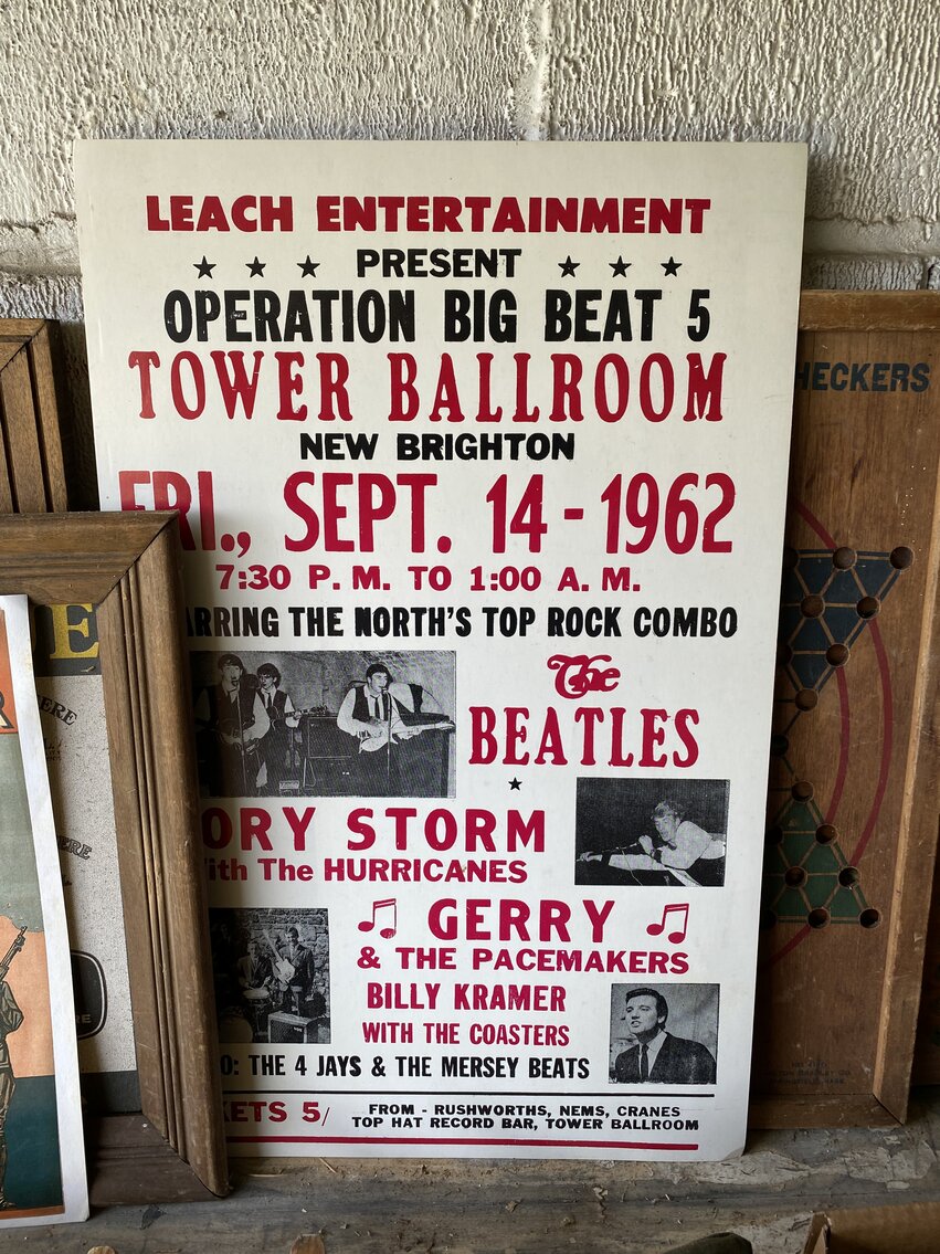 Weston, WV Moneypenny Estate Auction Small Collectibles, Antiques