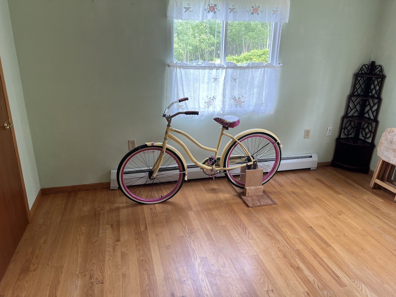 Image for Hazelhurst, WI ***John Deere Gator, Fishing Boat, Tools, Home Contents & More!