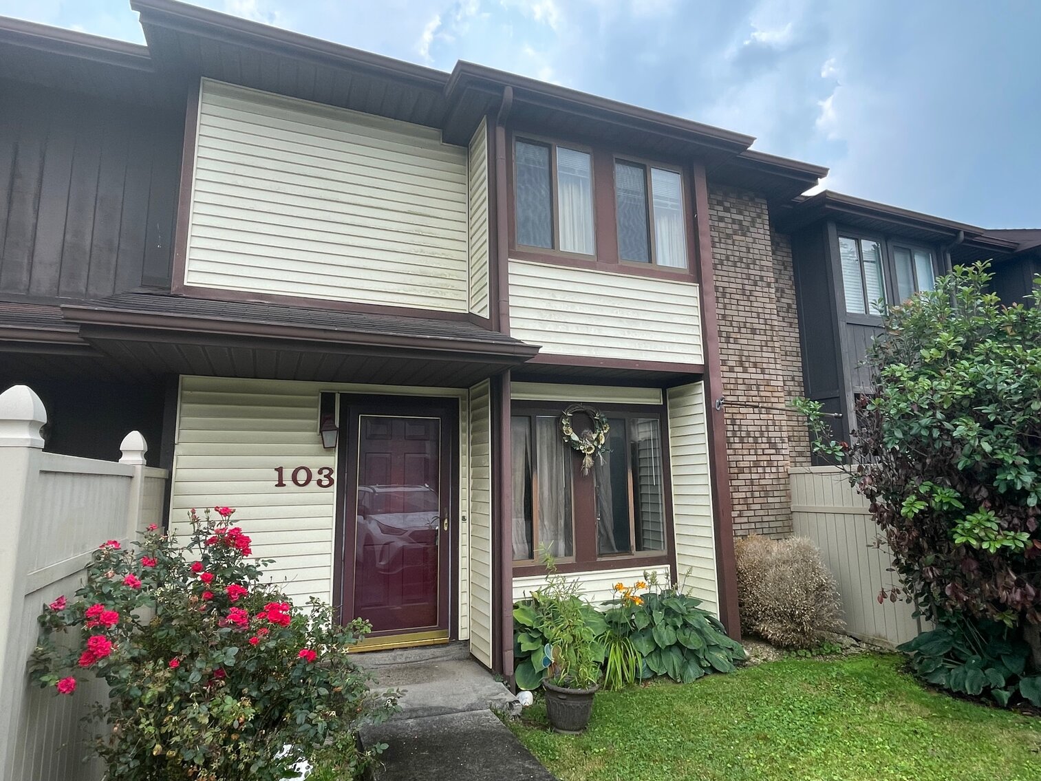 SOLD $90,750 - 2 Bedroom Townhome in a Convenient Location