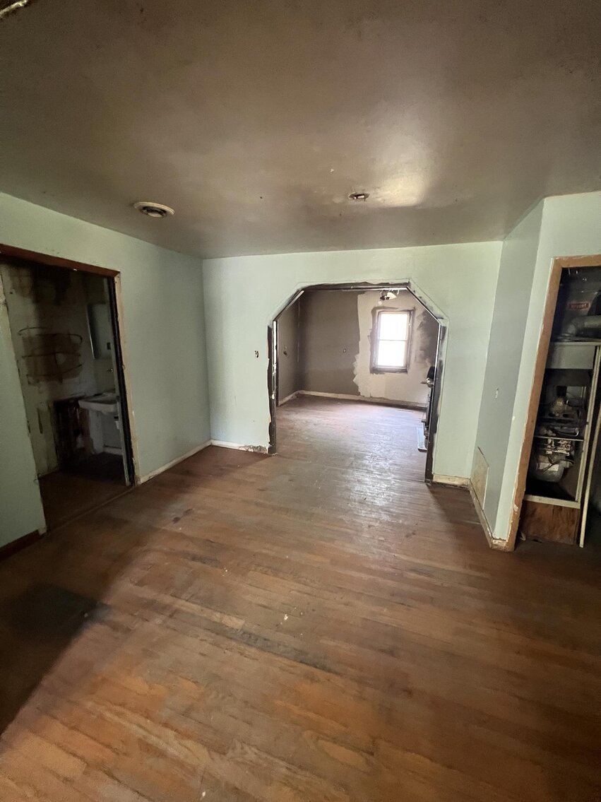 Image for SOLD $96,250 - Monroe Co. 3 Bedroom on 20+ Acres Selling to the Highest Bidder