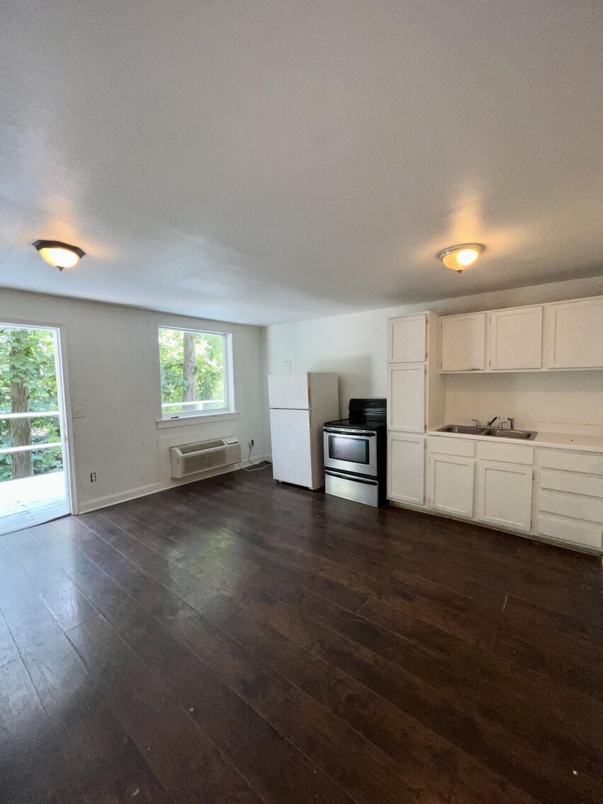 Image for SOLD $97,900 - Income Generating 4 Unit Apartment Building Near the VA Hospital