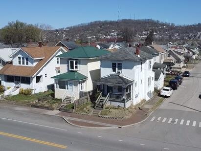 Image for SOLD $27,225 - Duplex on Kanawha Boulevard Selling to Highest Bidder