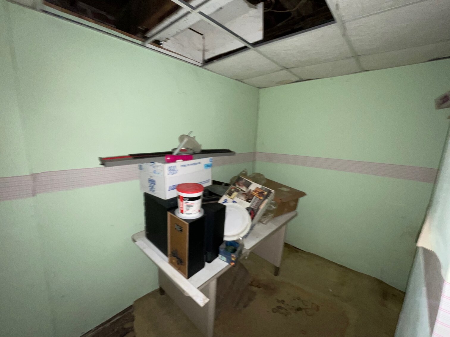 Image for SOLD $41,800 - 3 Bedroom in the South Hills Selling to the Highest Bidder