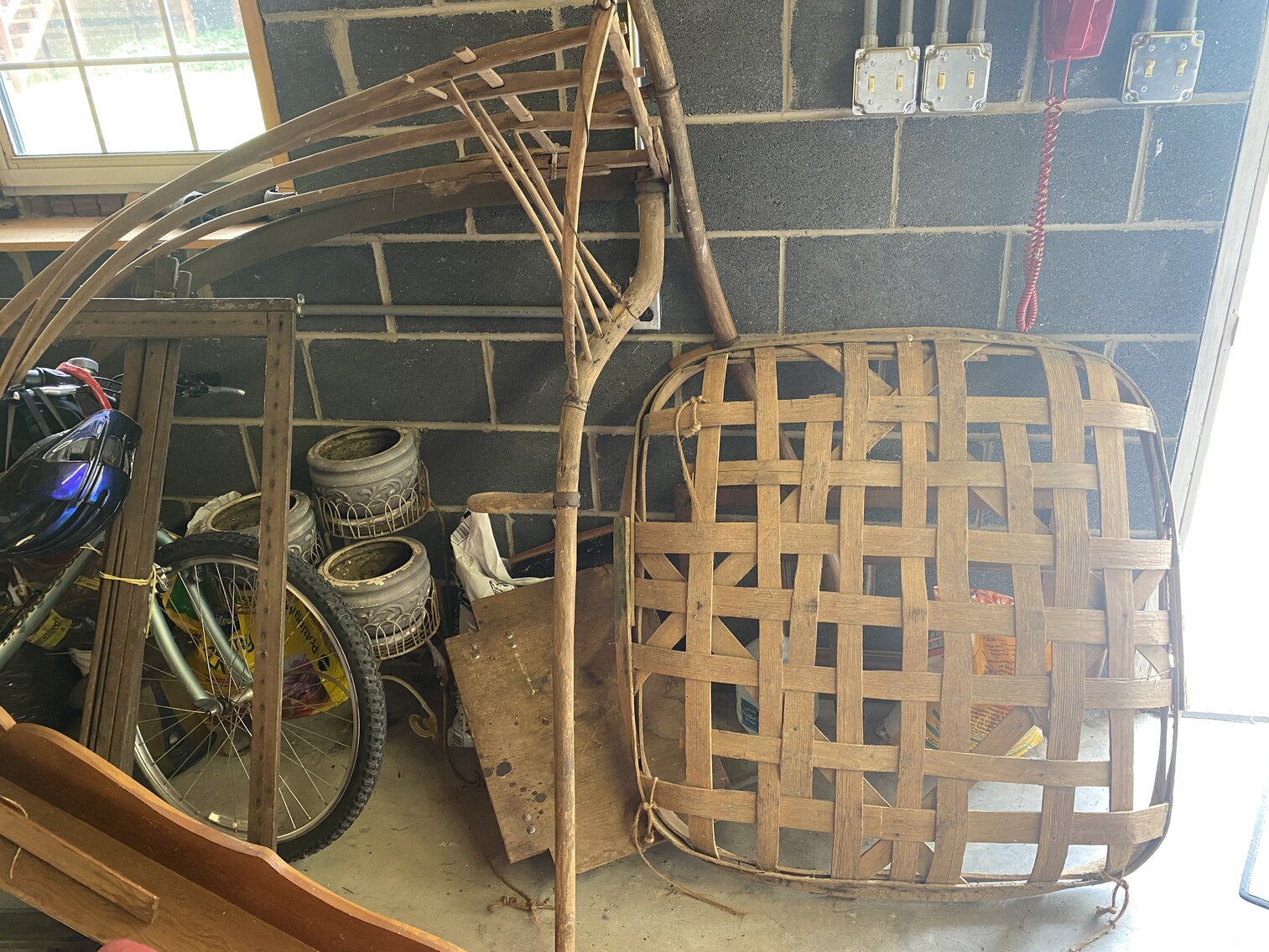 Image for Robert H. Fleenor Estate Sat. Aug. 26th @ 10:00 AM (PERSONAL PROPERTY ONLY) 16131 Fairview Rd. Bristol, Virginia 24201 * 