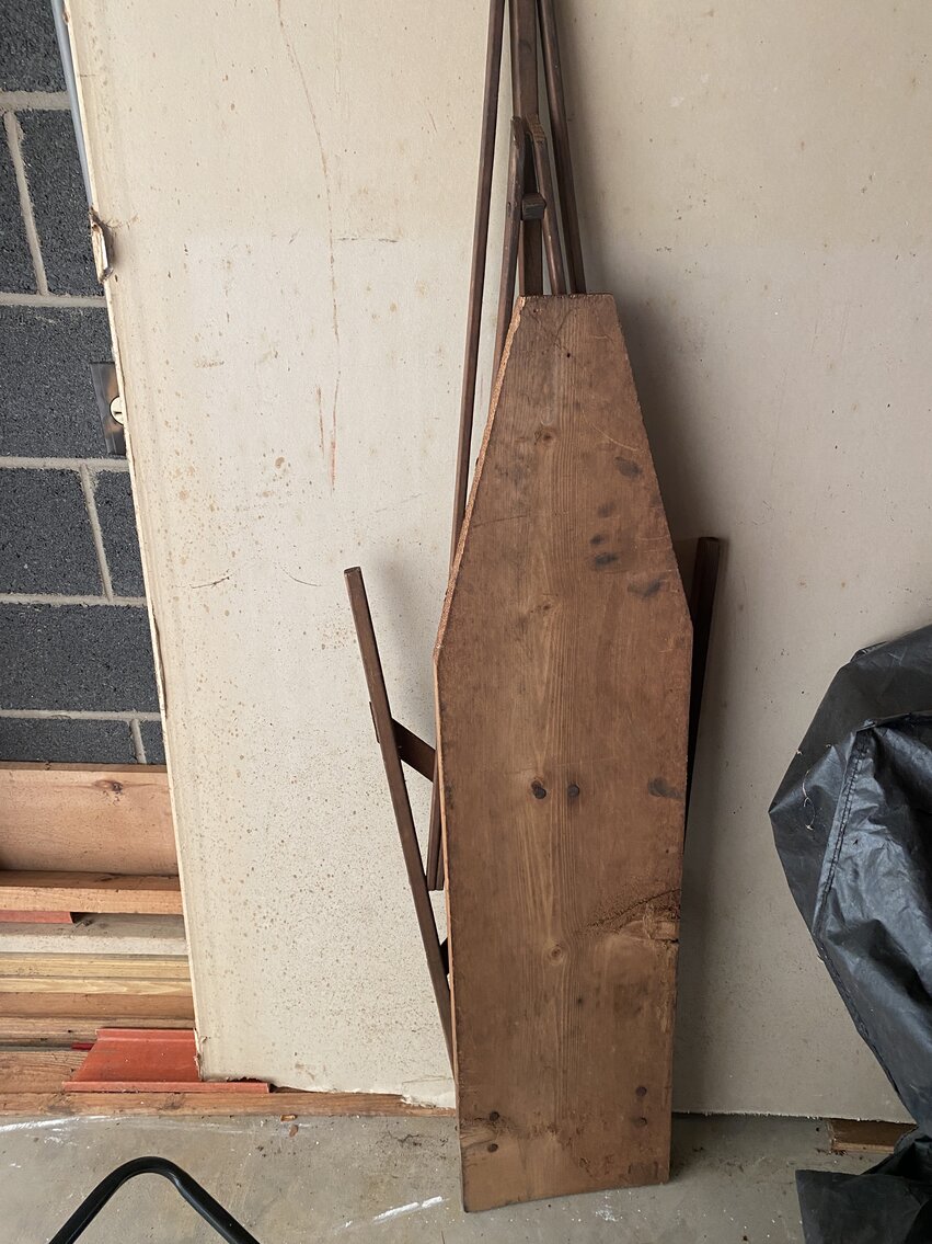 Image for Robert H. Fleenor Estate Sat. Aug. 26th @ 10:00 AM (PERSONAL PROPERTY ONLY) 16131 Fairview Rd. Bristol, Virginia 24201 * 