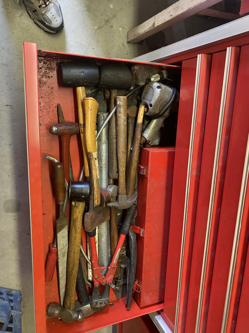 Image for Robert H. Fleenor Estate Sat. Aug. 26th @ 10:00 AM (PERSONAL PROPERTY ONLY) 16131 Fairview Rd. Bristol, Virginia 24201 * 