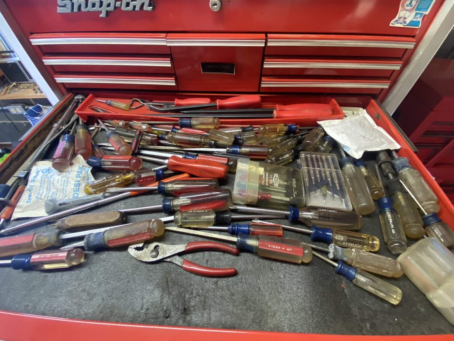 Image for Robert H. Fleenor Estate Sat. Aug. 26th @ 10:00 AM (PERSONAL PROPERTY ONLY) 16131 Fairview Rd. Bristol, Virginia 24201 * 