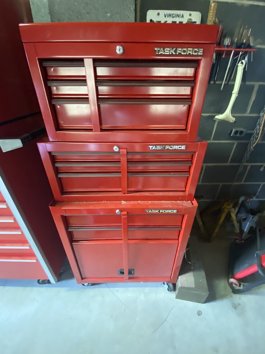 Image for Robert H. Fleenor Estate Sat. Aug. 26th @ 10:00 AM (PERSONAL PROPERTY ONLY) 16131 Fairview Rd. Bristol, Virginia 24201 * 