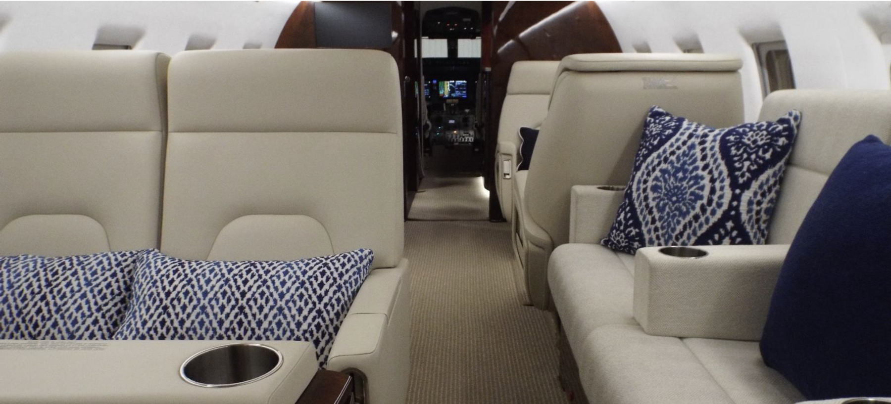 Image for 2004 Bombardier CHALLENGER 604 For Sale
