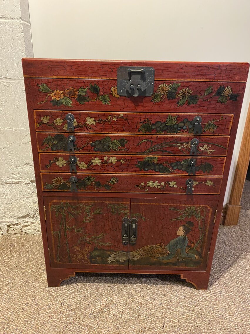 Image for New Martinsville, WV – High-Quality Household Items, Firearms, Baby Grand Piano, Glassware, and More!