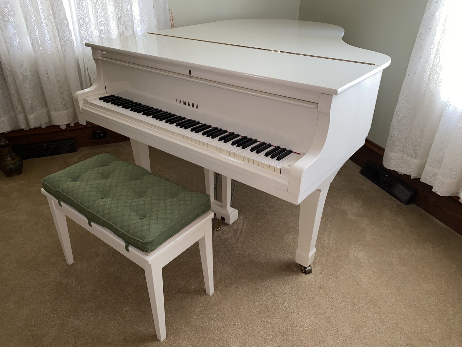 Image for New Martinsville, WV – High-Quality Household Items, Firearms, Baby Grand Piano, Glassware, and More!