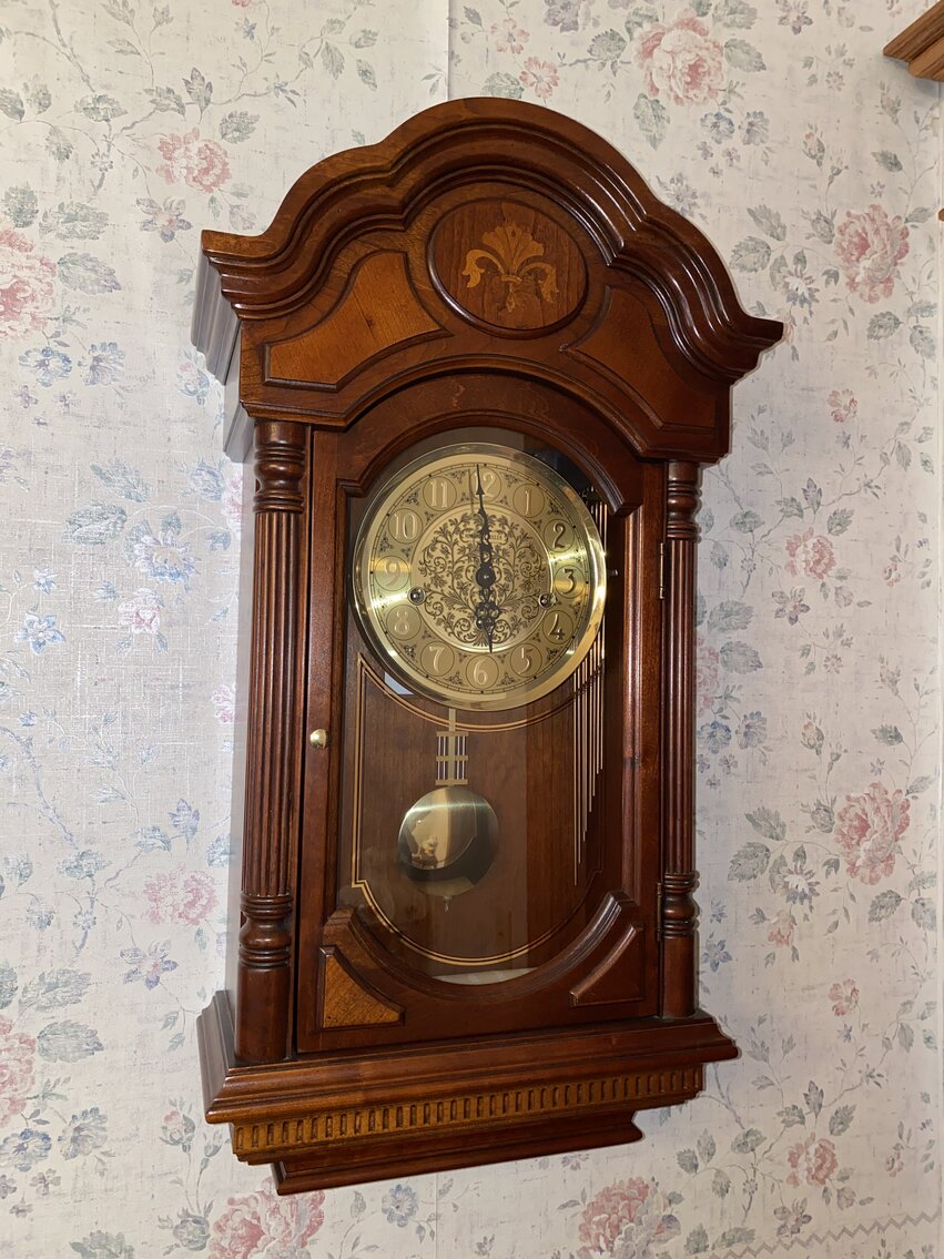 Image for New Martinsville, WV – High-Quality Household Items, Firearms, Baby Grand Piano, Glassware, and More!