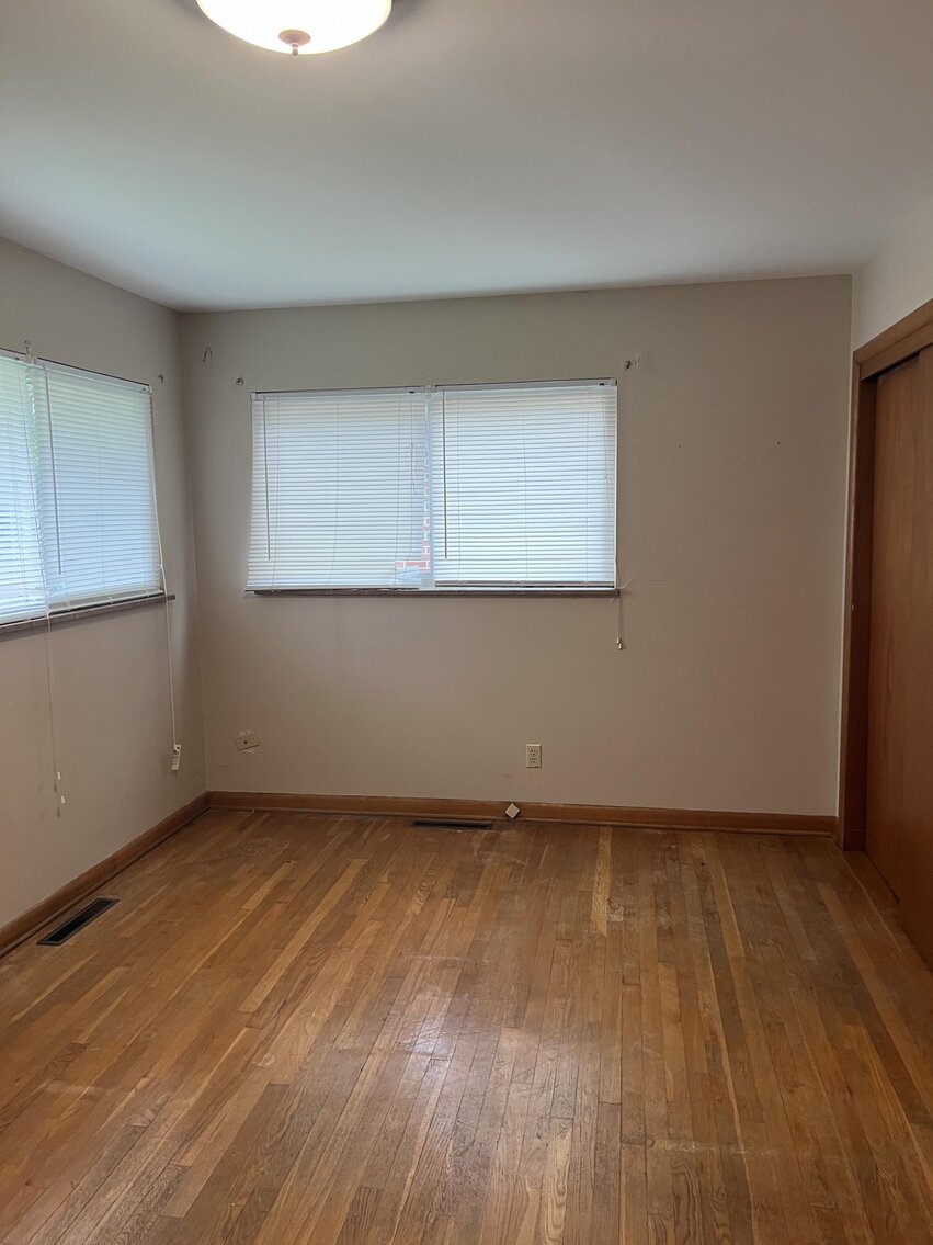 Image for SOLD $90,200 - 3 Bedroom Brick Ranch in Wonderful Neighborhood