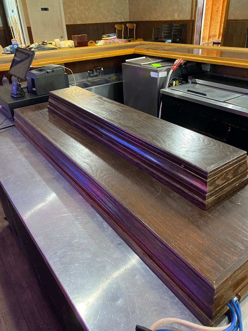 Waynesburg, PA Tommy Boys Tavern Restaurant Equipment, Coolers, Ice