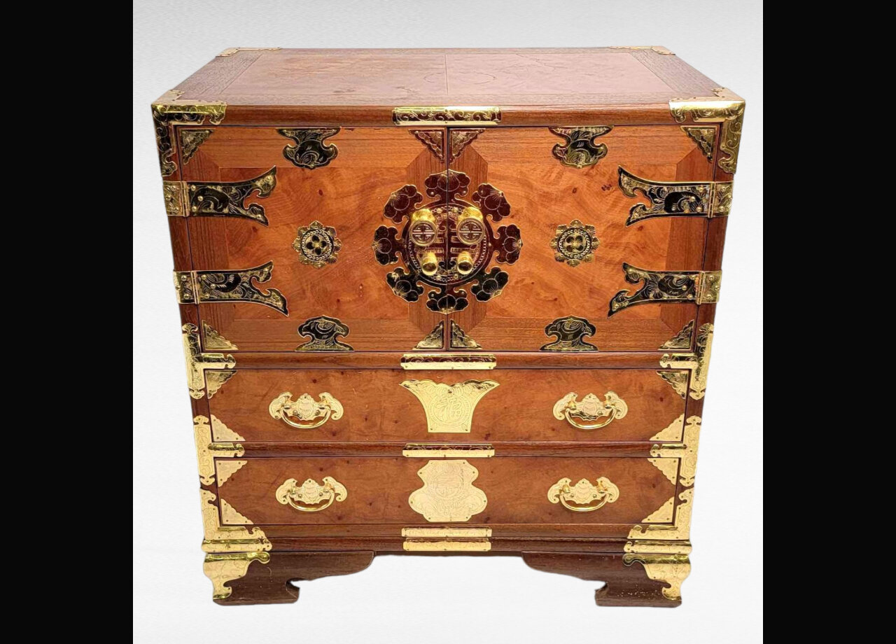 Image for August 2023 Furniture & Décor Auction