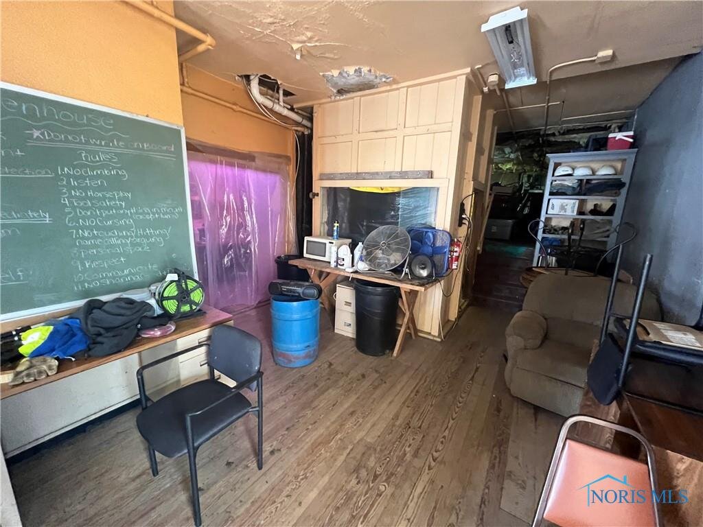 Image for MINIMUM BID AUCTION $50,000! 828 Oakwood Ave