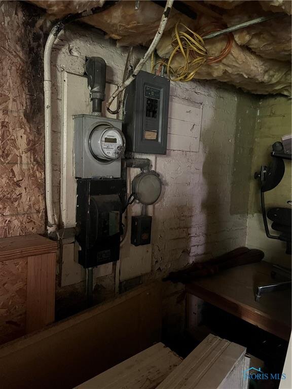 Image for MINIMUM BID AUCTION $50,000! 828 Oakwood Ave