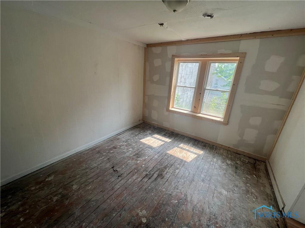 Image for MINIMUM BID AUCTION $50,000! 828 Oakwood Ave