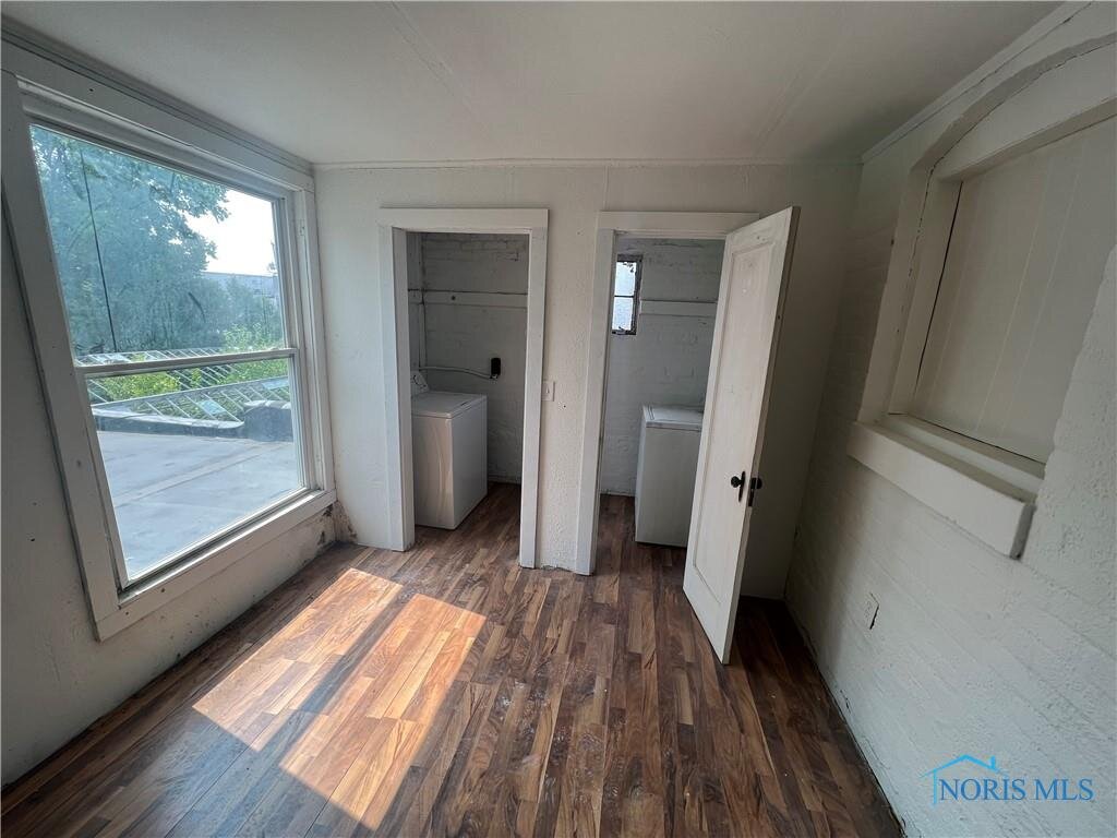 Image for MINIMUM BID AUCTION $50,000! 828 Oakwood Ave