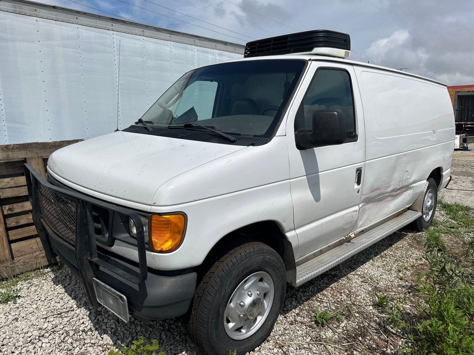 Image for (Toledo, OH) Expansion Auction! Trucks, Semi Trailers, Printers/Plotters, Refrigerated Units, Pallet Jacks, Bulk Items, Carts