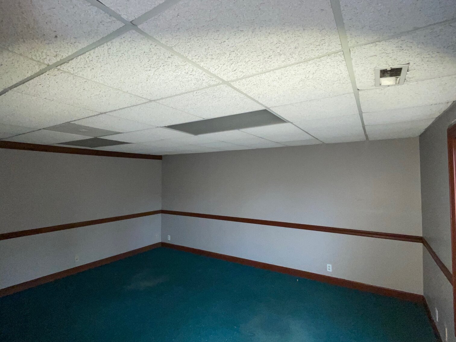 Image for SOLD $104,500 - 2-Story Office Building in Teays Valley