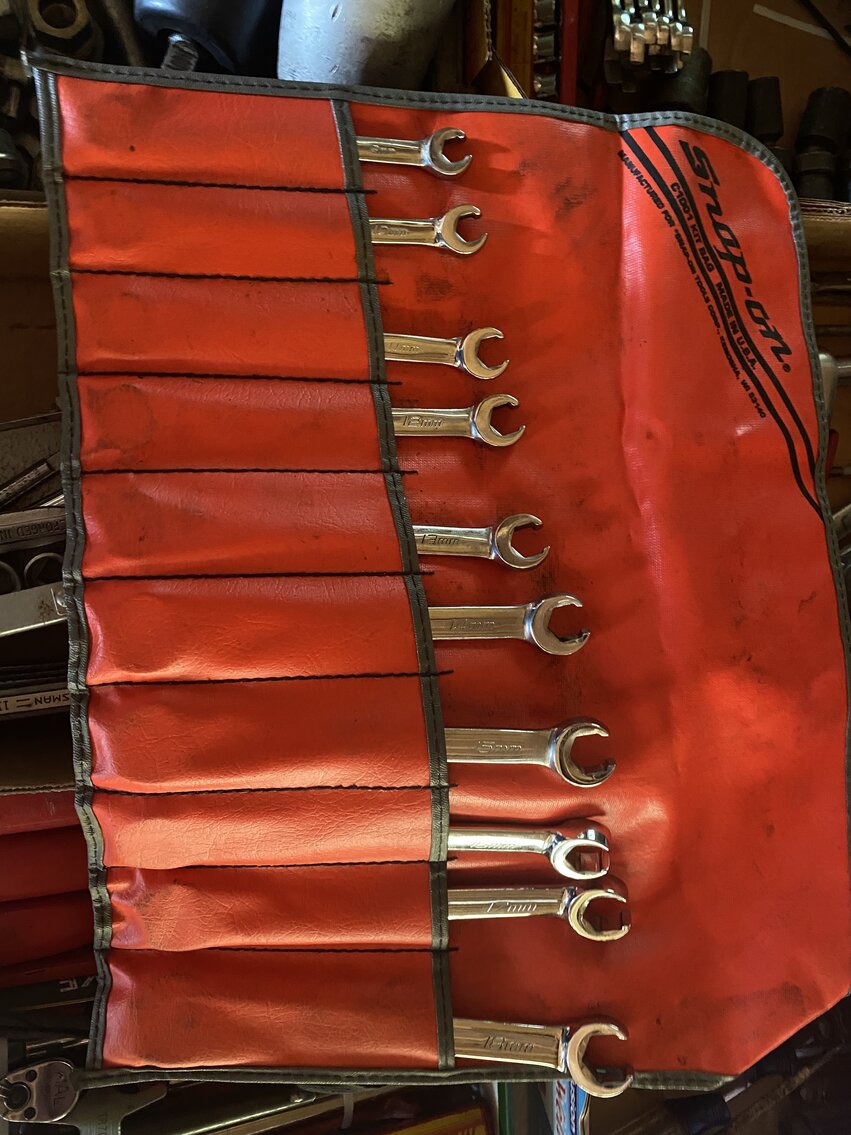 Image for Robert H. Fleenor Estate Sat. Aug. 26th @ 10:00 AM (PERSONAL PROPERTY ONLY) 16131 Fairview Rd. Bristol, Virginia 24201 * 