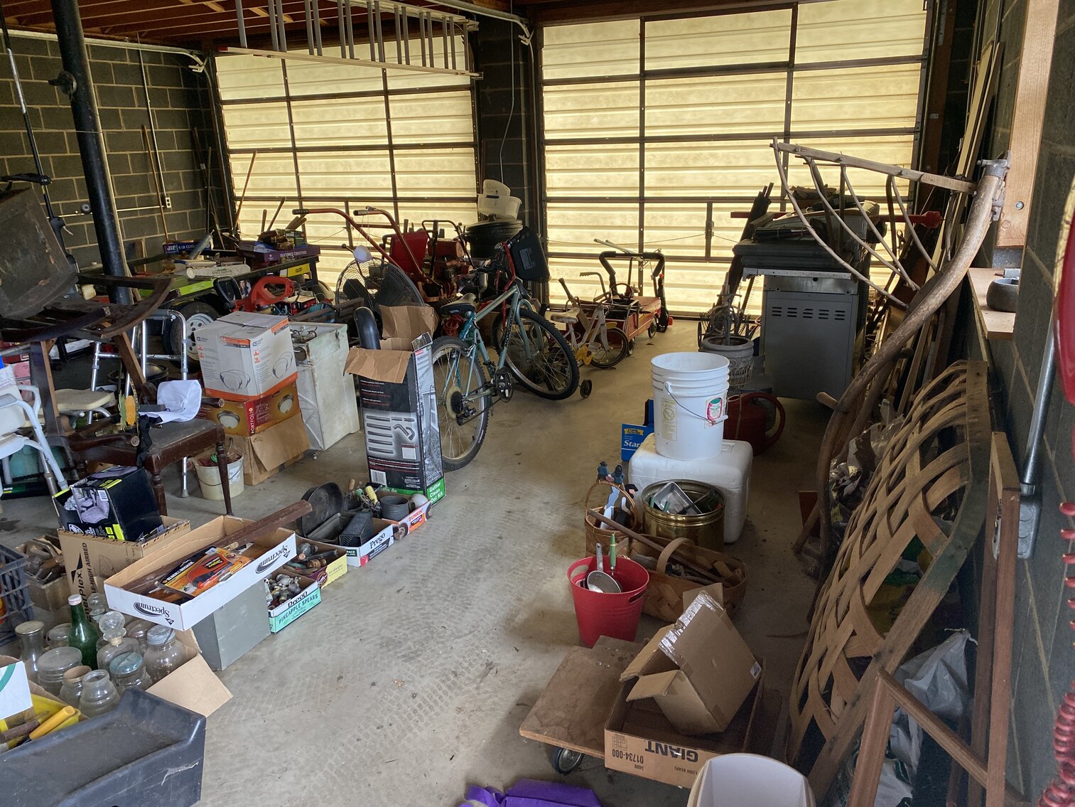 Image for Robert H. Fleenor Estate Sat. Aug. 26th @ 10:00 AM (PERSONAL PROPERTY ONLY) 16131 Fairview Rd. Bristol, Virginia 24201 * 