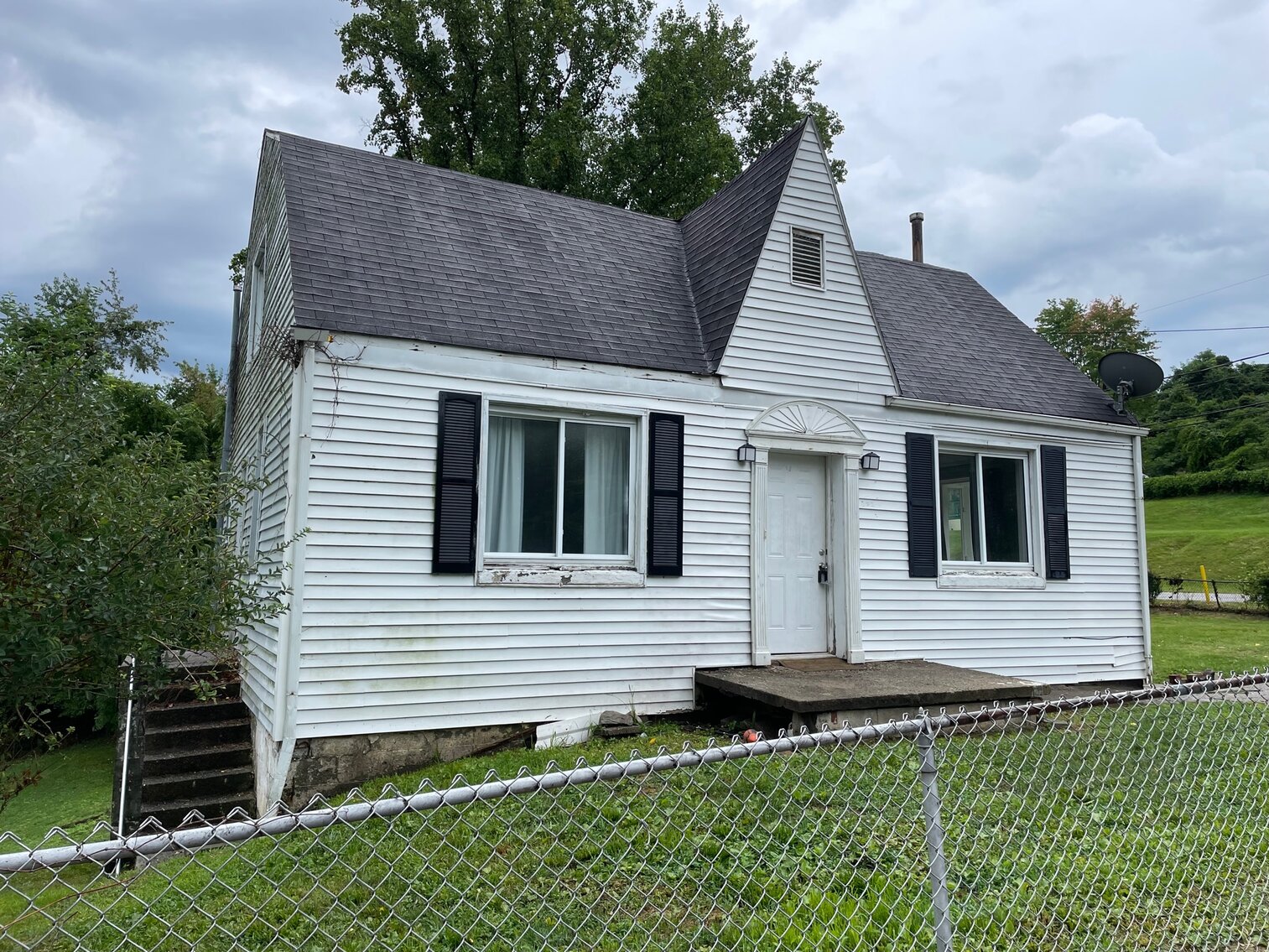 Image for SOLD $22,000 - 3 Bedroom on a Double Lot in South Charleston