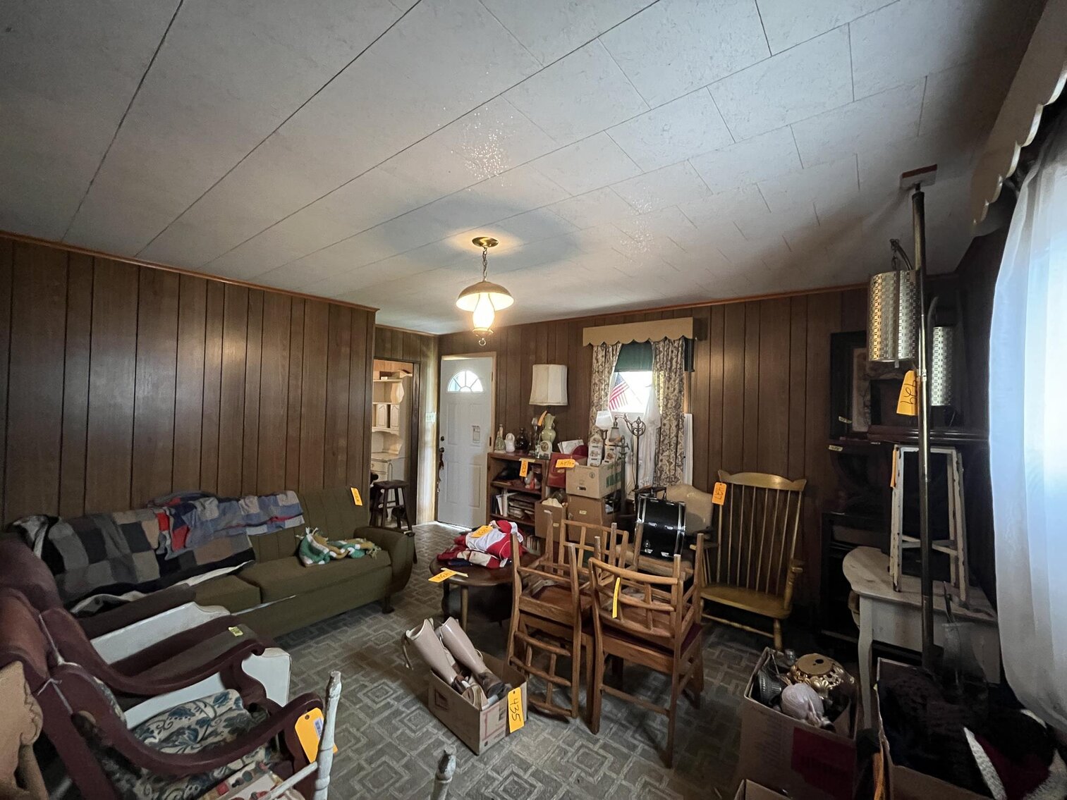 Image for SOLD $41,800 - 3 Bedroom on a Double Lot Selling to the Highest Bidder