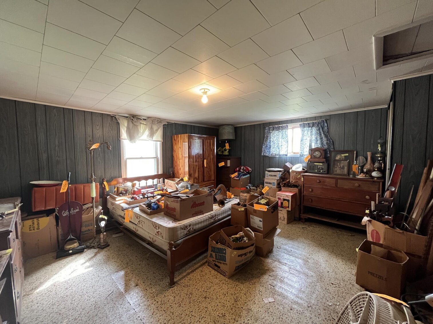 Image for SOLD $41,800 - 3 Bedroom on a Double Lot Selling to the Highest Bidder