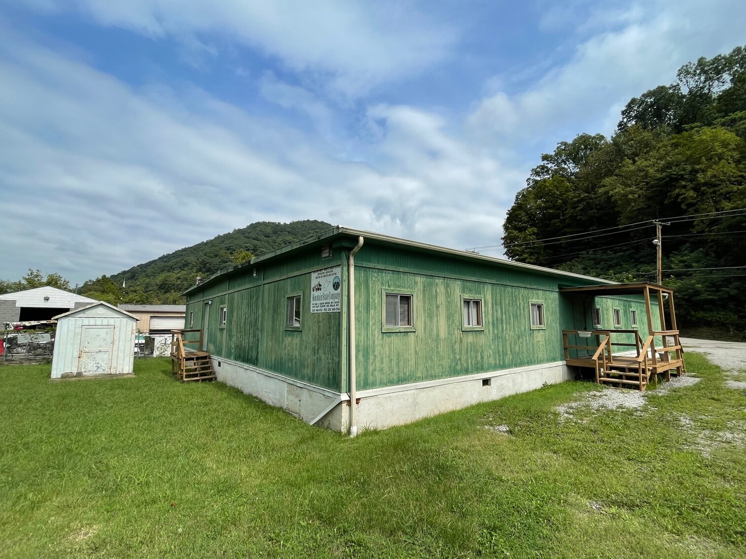 Image for SOLD $62,700 - Income-Generating Kanawha County Office Building