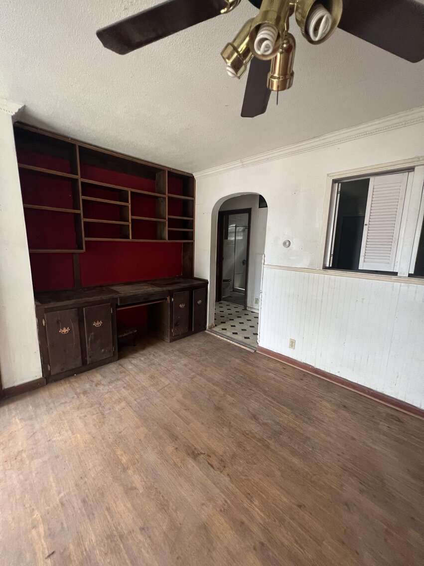 Image for SOLD $37,400 - 2 Bedroom Fixer Upper in Quiet Neighborhood