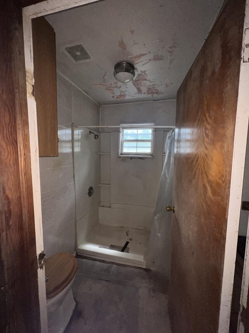 Image for SOLD $37,400 - 2 Bedroom Fixer Upper in Quiet Neighborhood