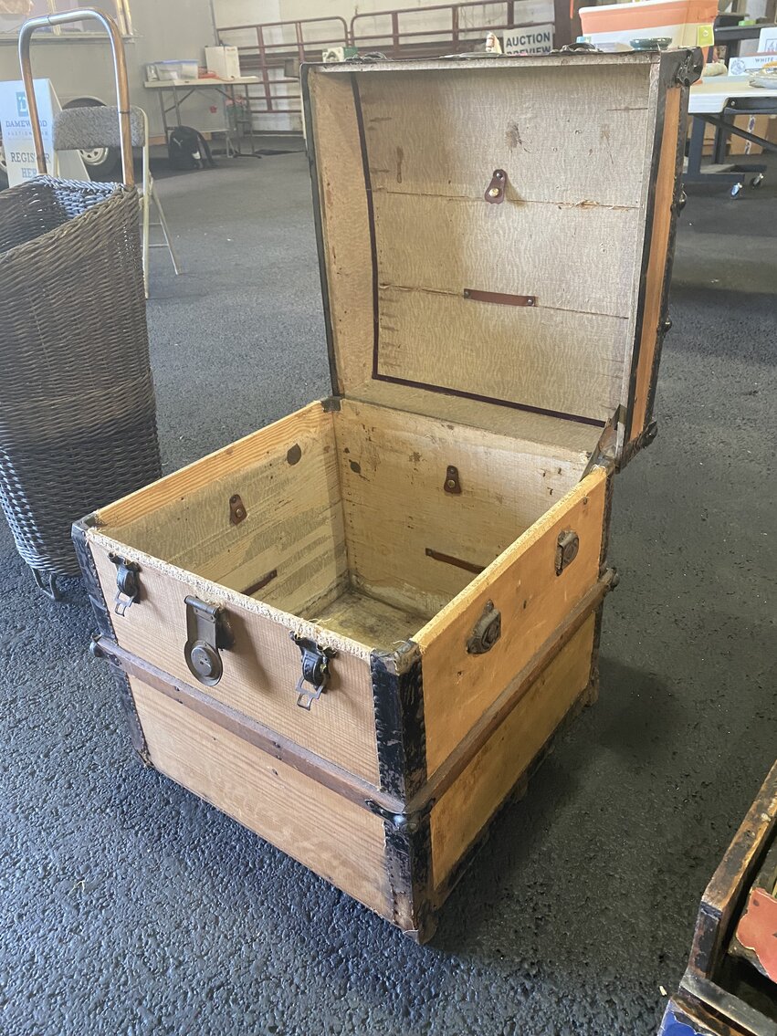 Image for Antique Quilts, Department 56 Christmas, Antiques, Furniture, Collectibles