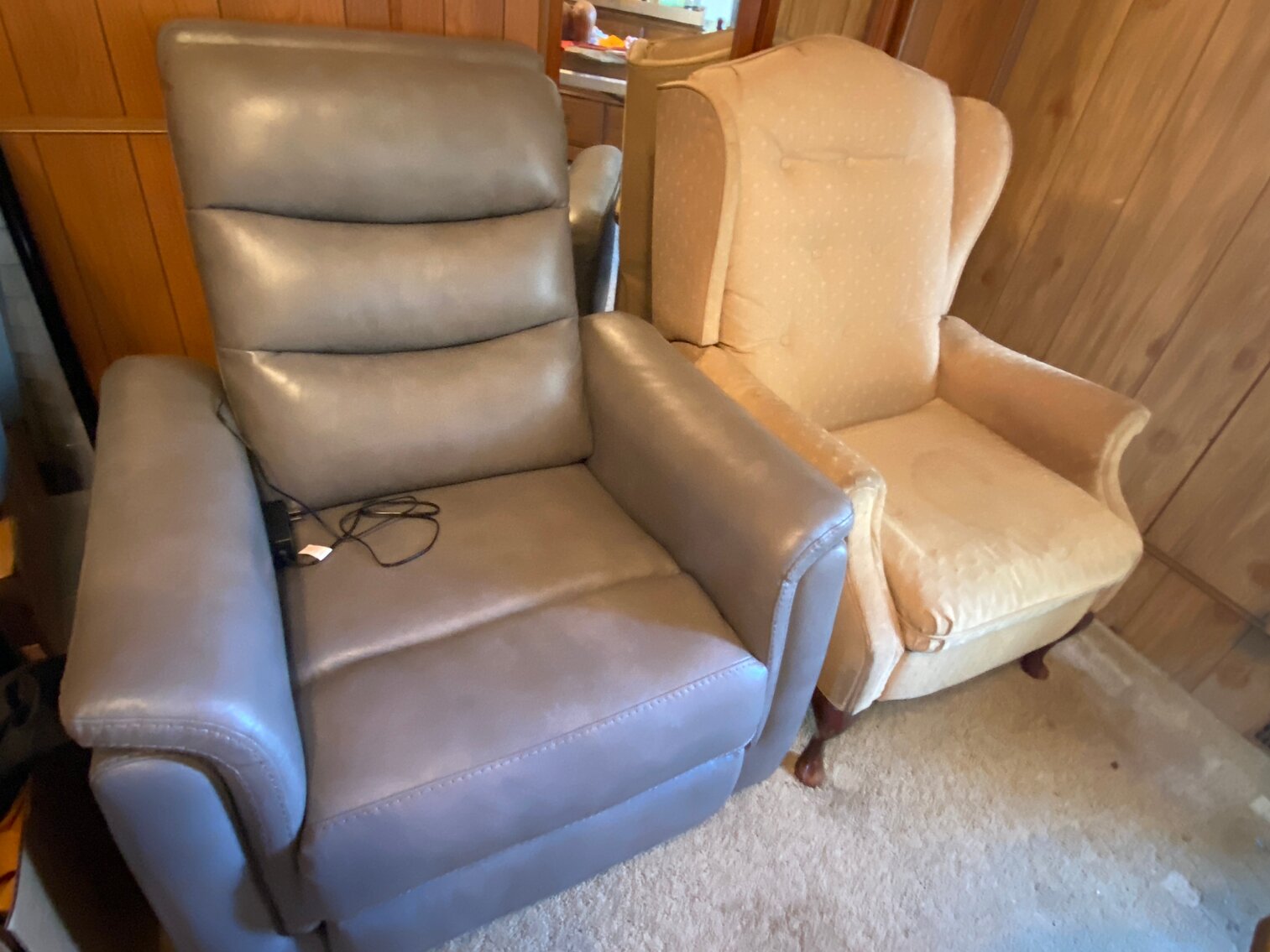 Image for Waynesburg, PA – Estate of Richard A. Blair: Antique & Modern Furniture, Glassware, China, Collectibles, Antiques, Large and Small Appliances