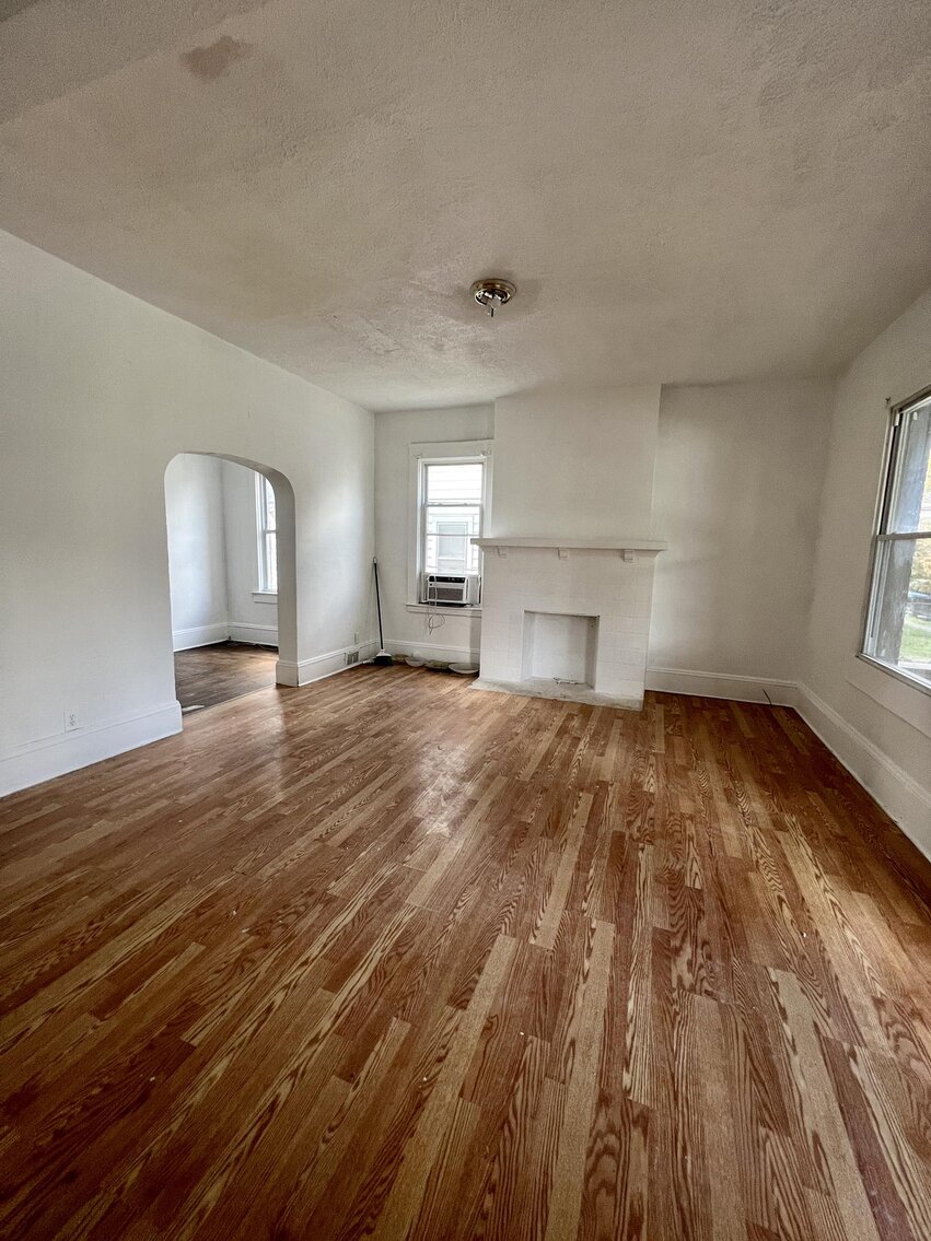 Image for SOLD $108,900 - Triplex Near the Capitol Selling to the Highest Bidder